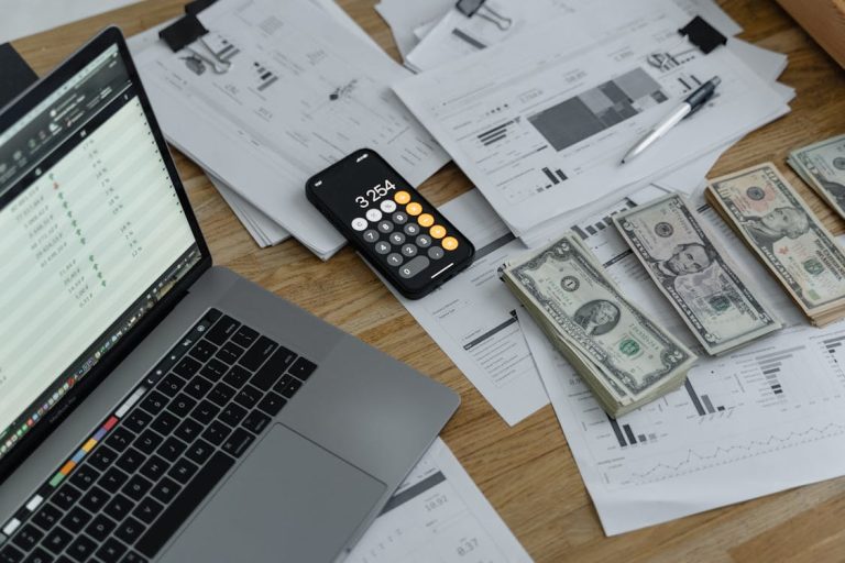 7 Ways to Manage Your Accounts Receivable More Efficiently